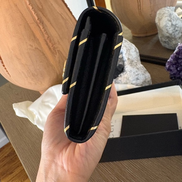 Gucci Black and Gold Leather Striped Wallet - Picture 4 of 13